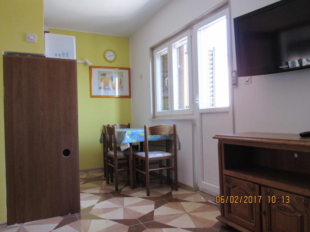 Guest House Vanessa San Pietro di Brazza Esterno foto
